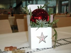 Tischdekoration für Swiss Life Weihnachtsfeier