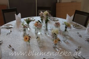 Tischdekoration für Vintagehochzeit Tischdekoration für Vintagehochzeit